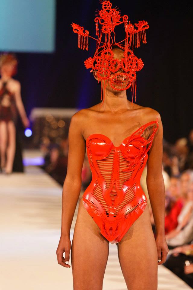 1002822_589180604436094_2009162110_n